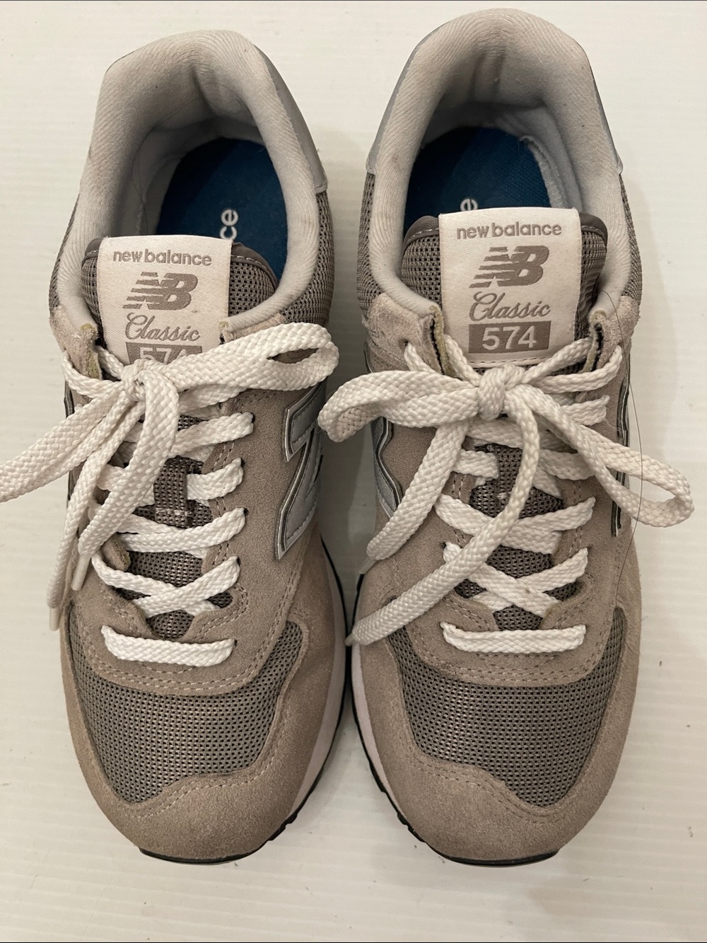 NEW BALANCE 574 SNEAKERS WOMENS SIZE 8.5 - Picture 2 of 14